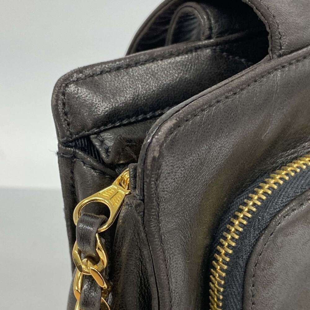 CHANEL Black Lambskin Leather Tote Bag - Picture 7 of 14